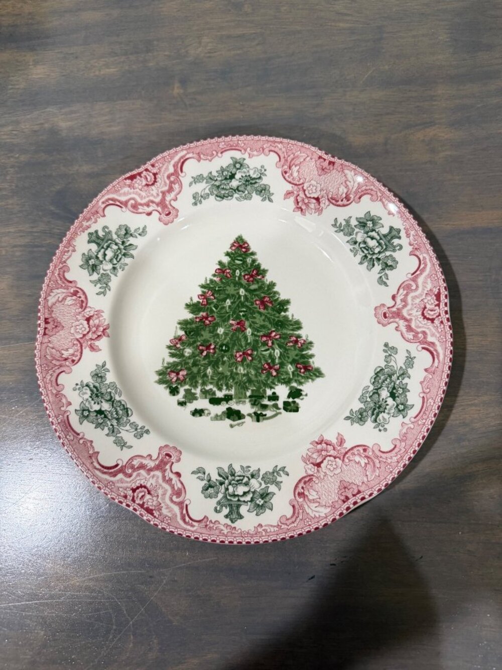 Johnson Bros. Old Britain Castles Green & Red Christmas Tree Dinner Plate 10.5"
